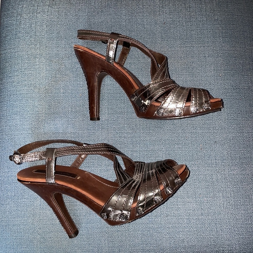 BCBGMAXAZRIA Leather Party Girl Heel, Size 7 🖤
